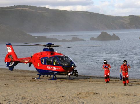 G-DAAN on beach